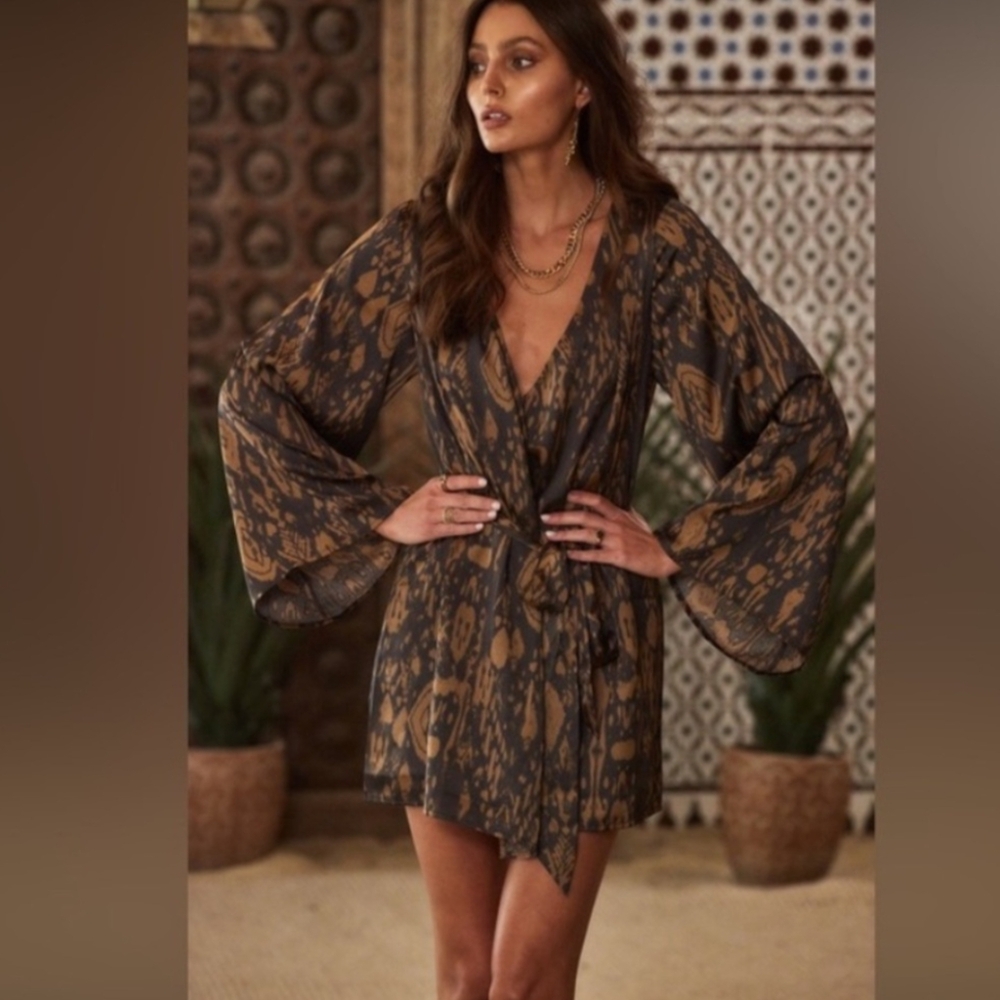 12th Tribe Glod Standard Black Kimono Dress (S)